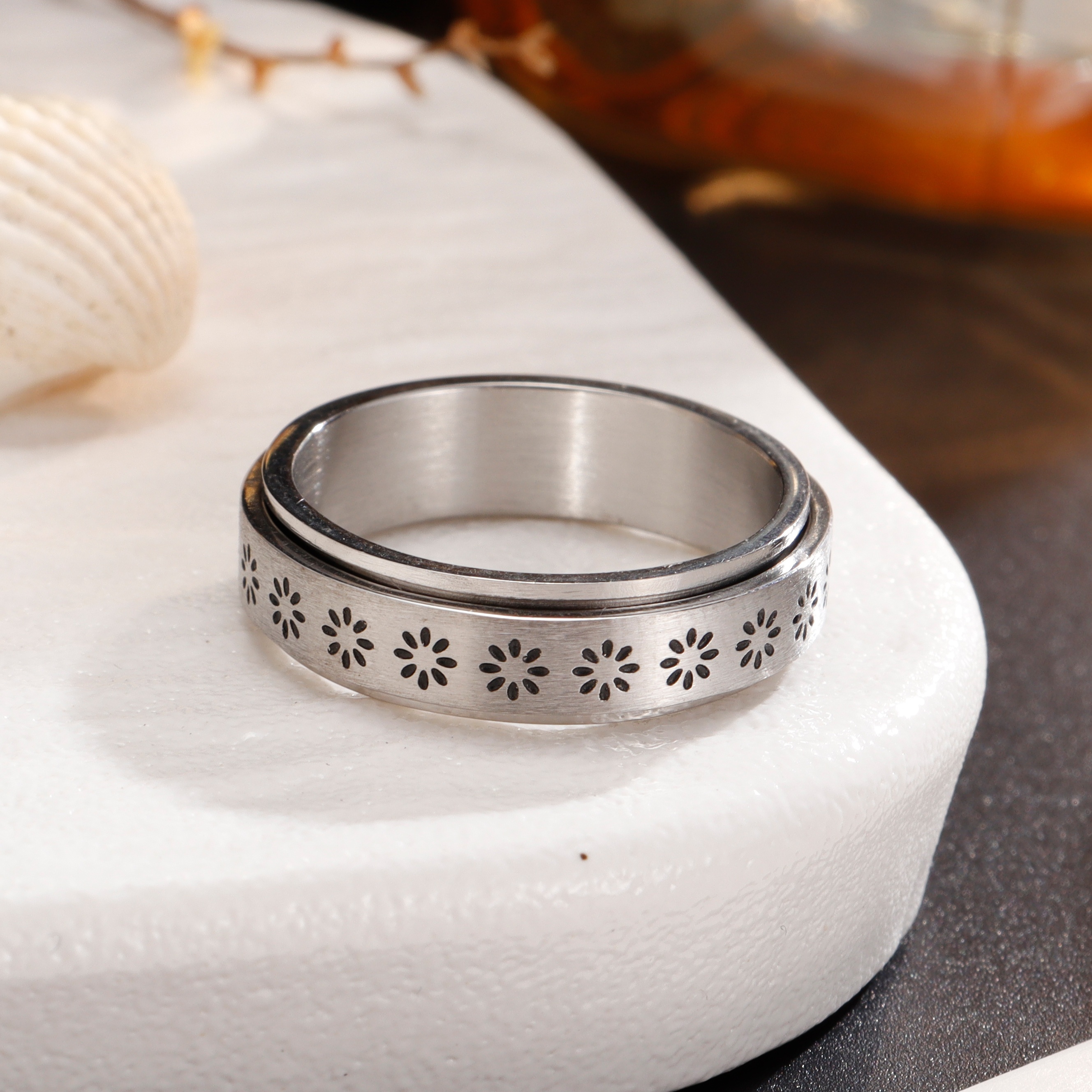 1 stylish womens ring elegant floral spinner ring stainless steel rotating jewelry for daily wear parties vacations birthdays meditation yoga anniversaries more Product details 4