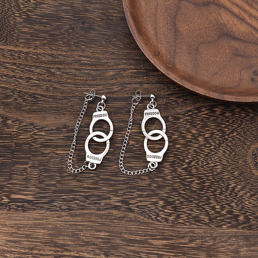 TEMU A Pair Of Vintage-style Handcuff Tassel Alloy Pendant Earrings, Fashionable And Versatile Women's Ear Accessories, Suitable For Daily Wear And