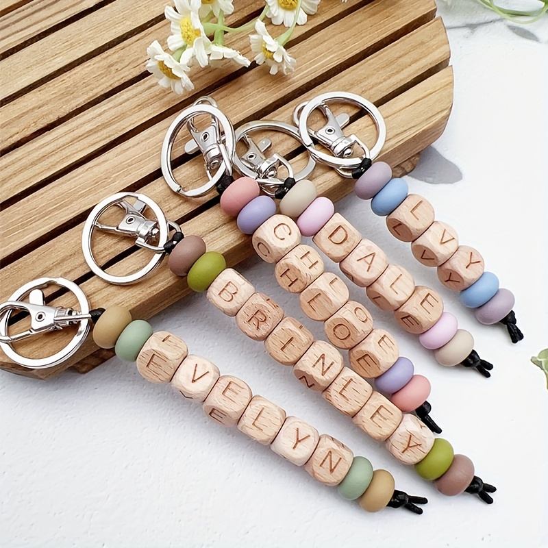 

Customizable Wooden & Silicone Bead Keychain - Personalized English Letters, Perfect For Diy Name Tags & Gifts