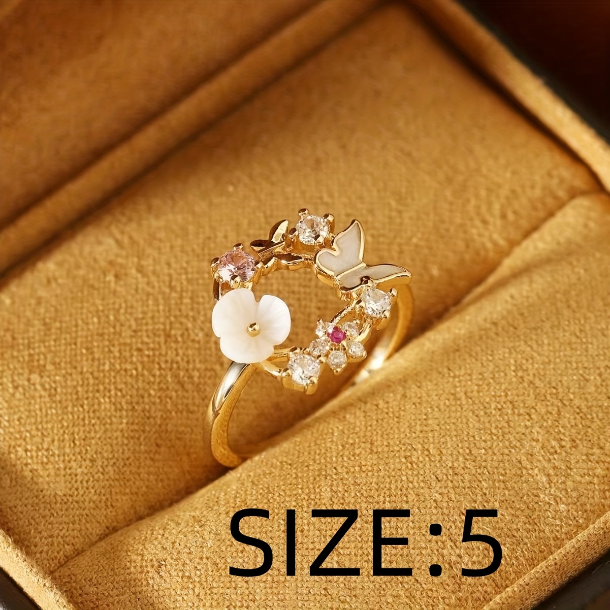 Exquisite Flower Unisex Ring with Synthetic Zircon