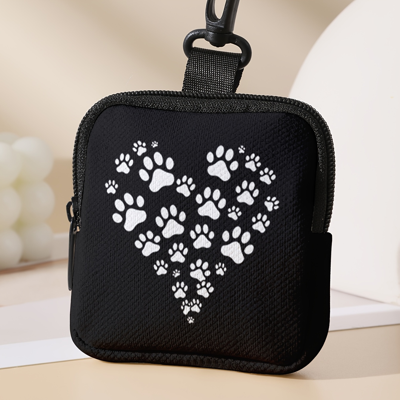 

1pc Paw Print Heart Coin Purse, Large Capacity Polyester Key Holder Wallet, Storage Bag, Multifunctional Gift Item