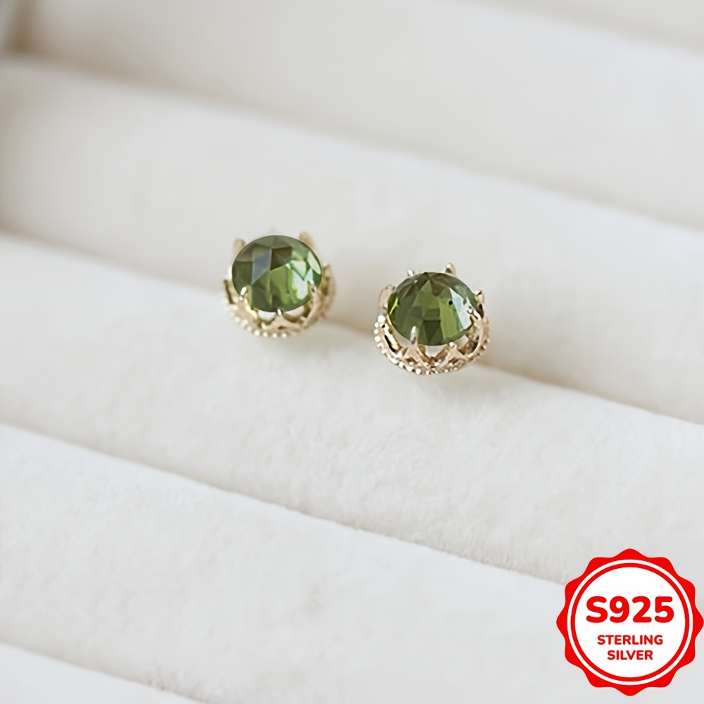 

A Pair Of S925 Silver Green Earrings Green Zirconia Earrings French Temperament European And -end Of Ear Jewelry Ladies Quality Jewelry Gifts