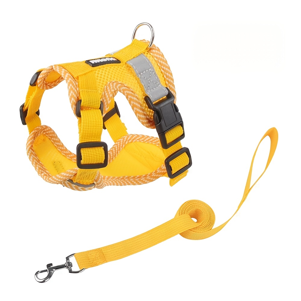 Image of Dog Chest Strap Small Dog Reflective Harness And Leash Set, Breathable And Comfortable Dog Harness Dog Traction Rope