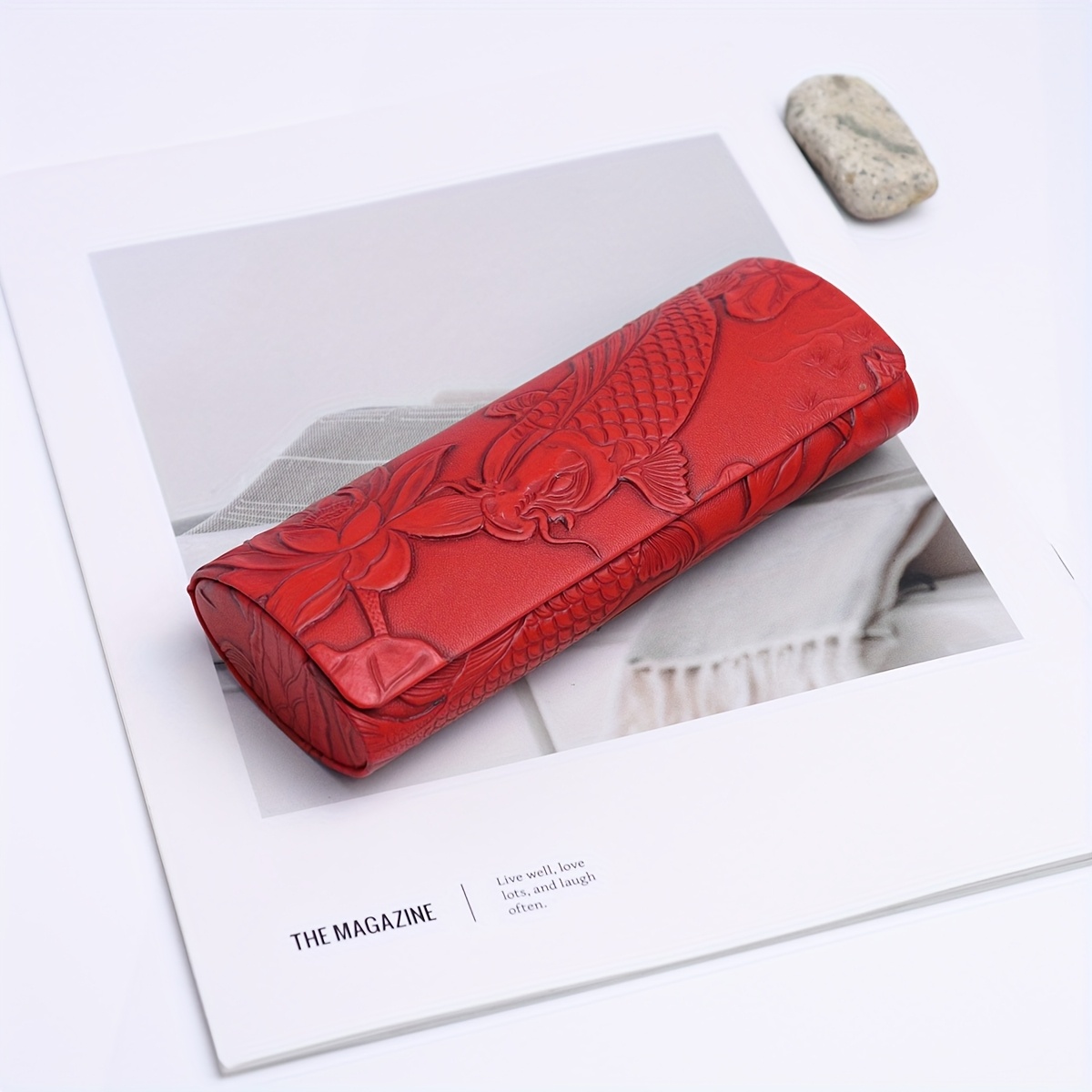 Image of A Simple, Elegant, And Light- Handmade Storage Box Made Of High-grade Pu, Unisex! Protects Lenses, Your Tidy And Organized For Easy Portability. An Essential Item For Business And Daily Use!