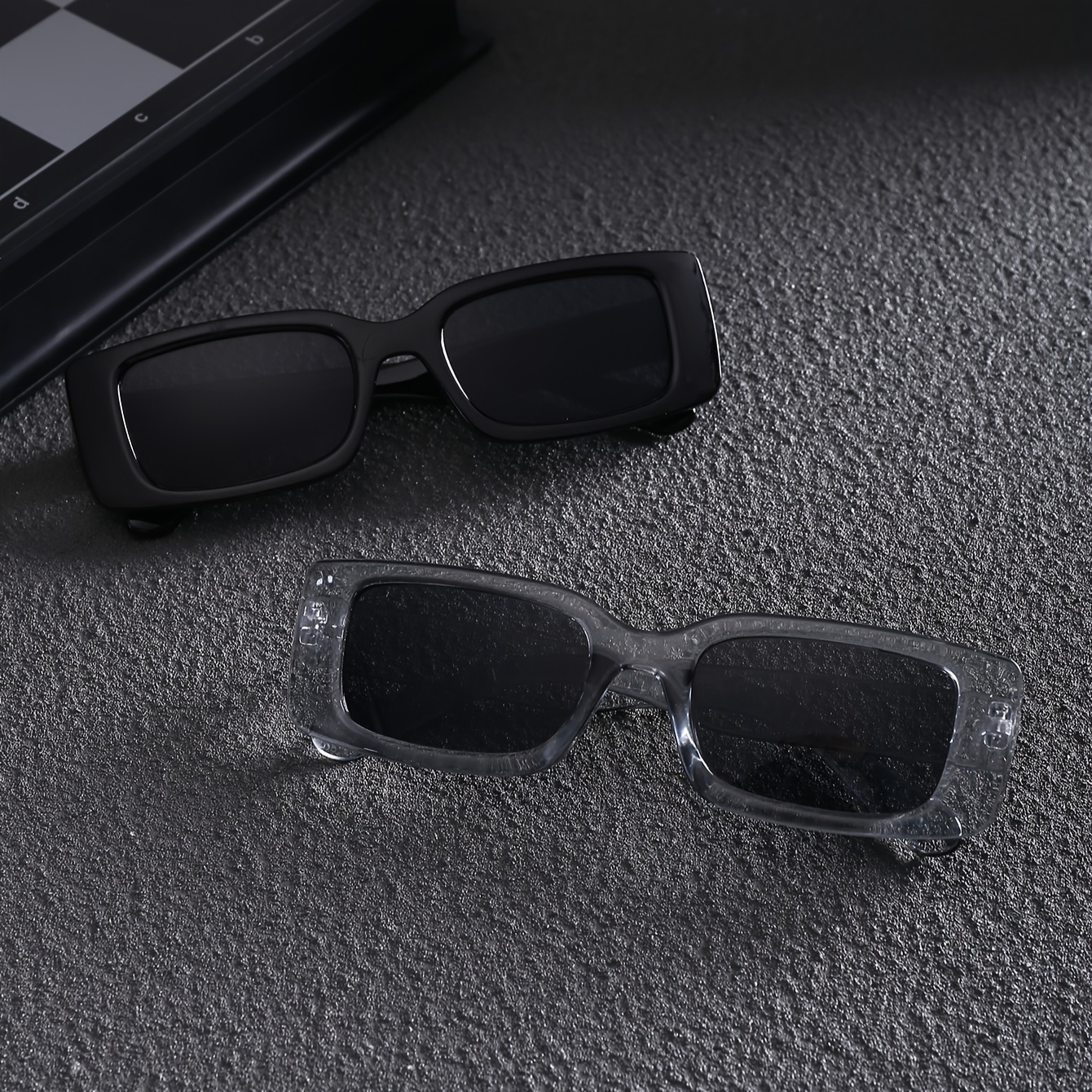 

2pcs Of Fashionable Small Frame Men's Glasses In Simple Classic Style