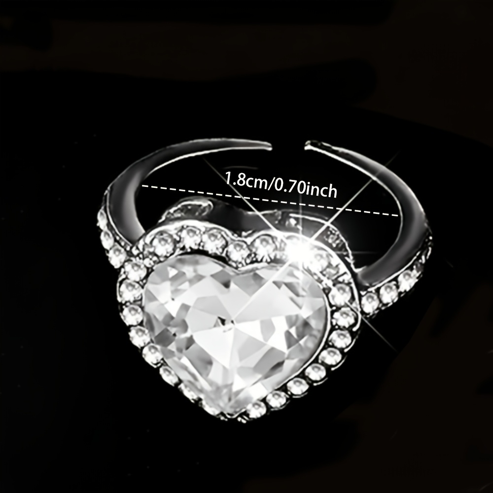 4pcs Elegant Love Ring Set for Women, Sparkling Style