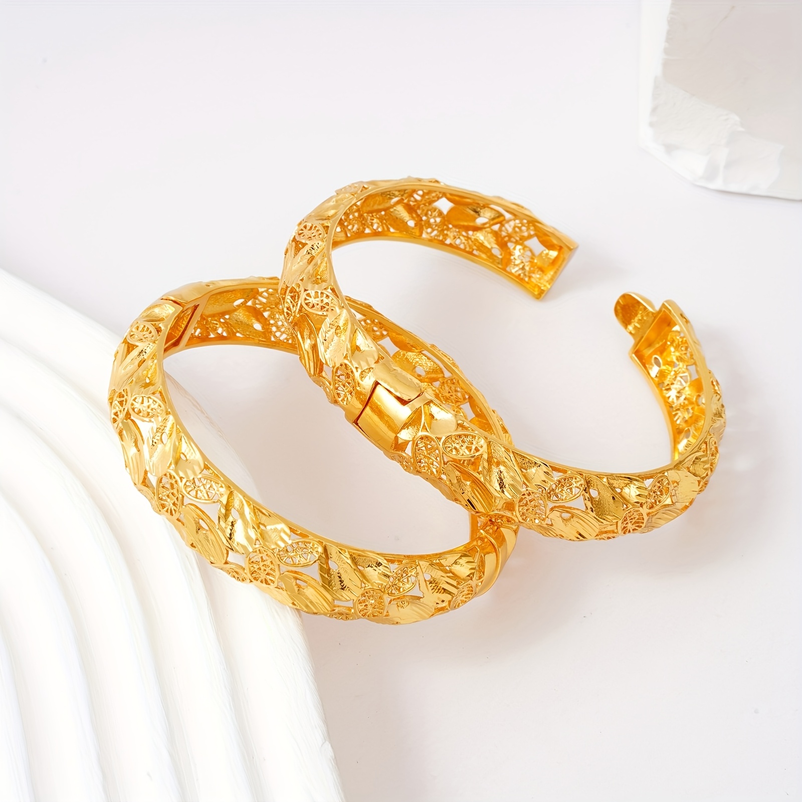 4pcs Golden Open Bangle Set, Elegant Hollow Design