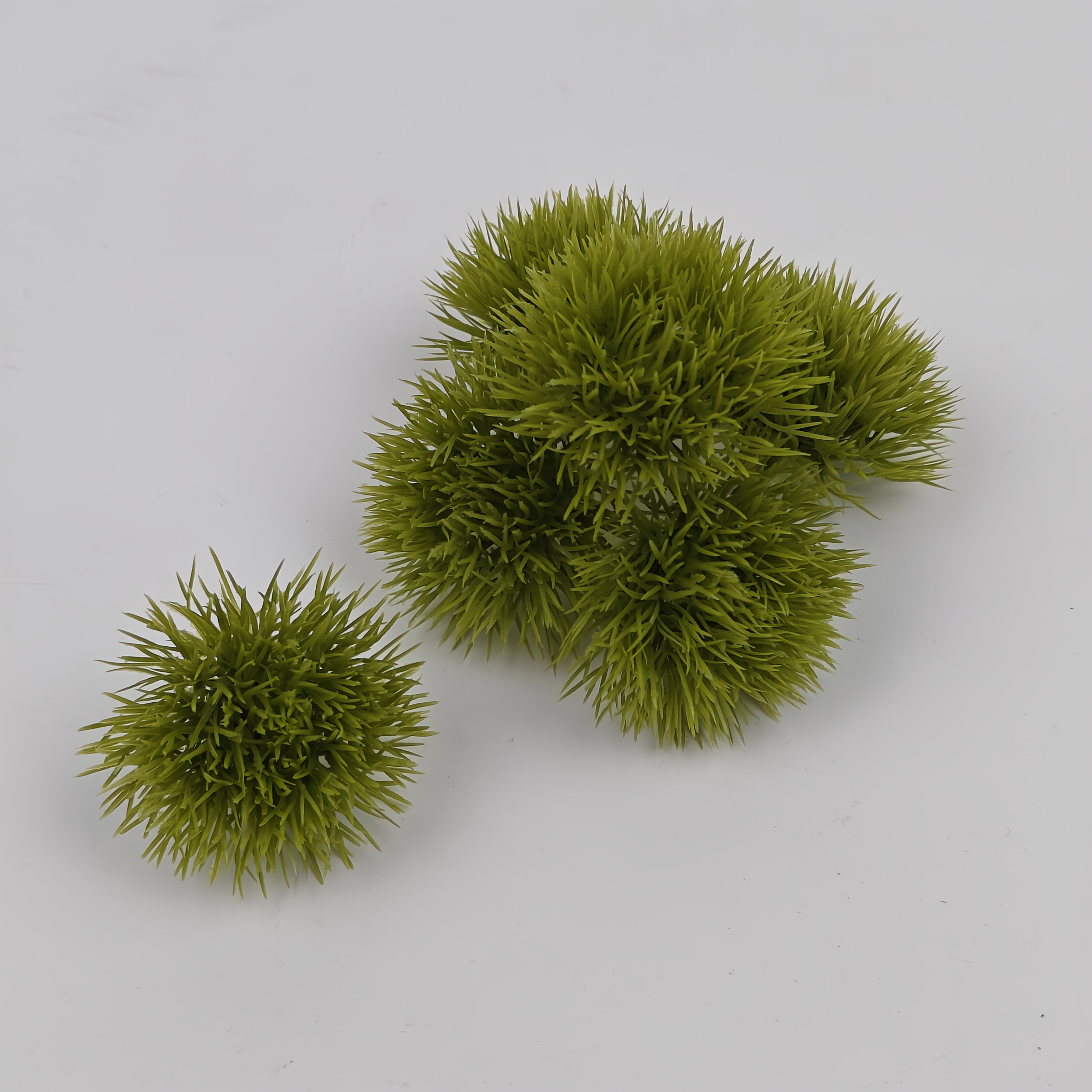 TEMU 20pcs Green Artificial Moss Balls, Decorative Spiky Plant Balls For Christmas Gift Basket Filler, Halloween Table Decor, Centerpiece, Living