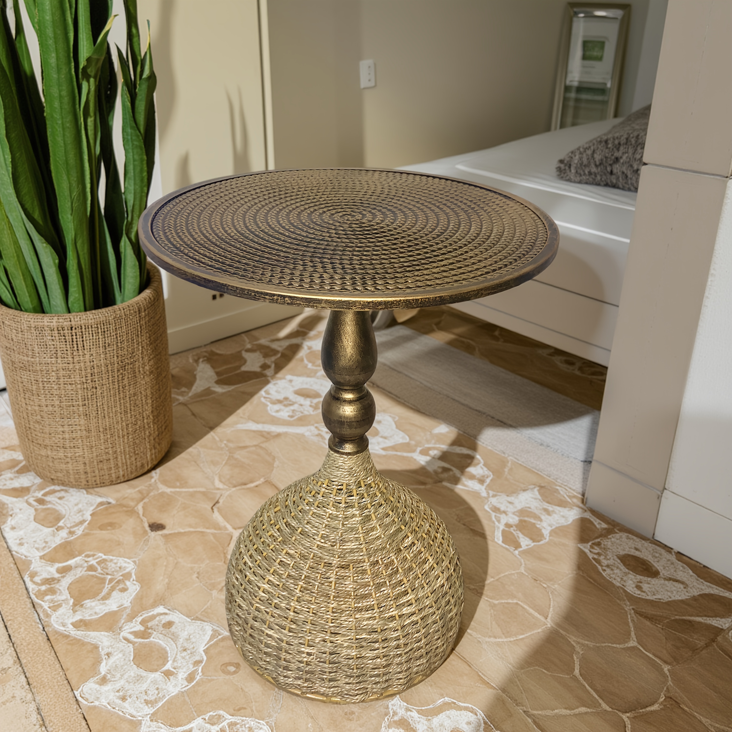 Handcrafted Wicker Iron Artistic Water Grass Rope Braided Tea Table Side Table Flower Rack Living Room Sofa Side Table Study Room Balcony Inn Outdoor Coffee House Bar, Garden Patio Bedroom Decoration