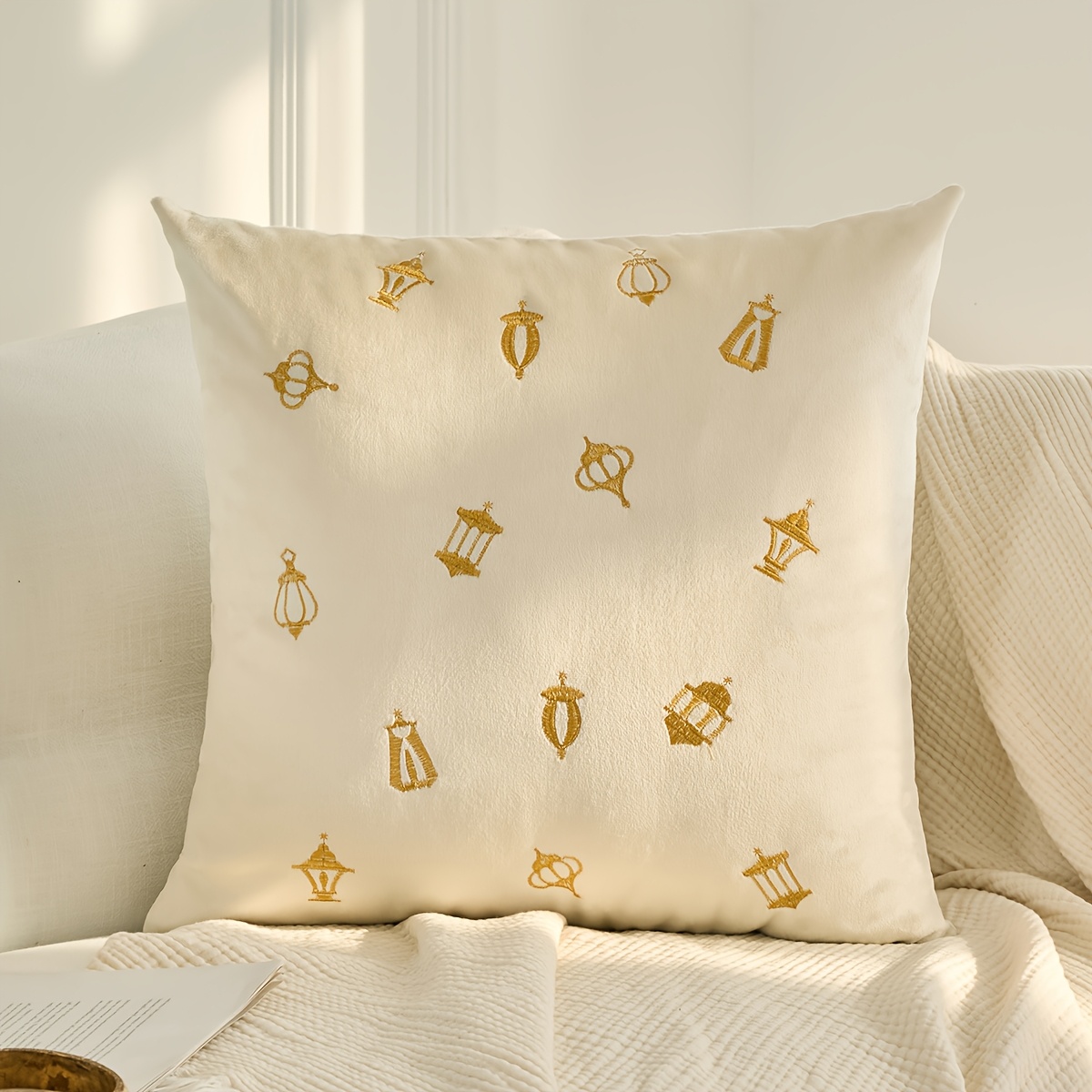 

1pc Ramadan Velvet Embroidery Pillowcase With And Star Lanterns, Bohemian Style, Suitable For Living Room Sofa And Bedroom Decoration