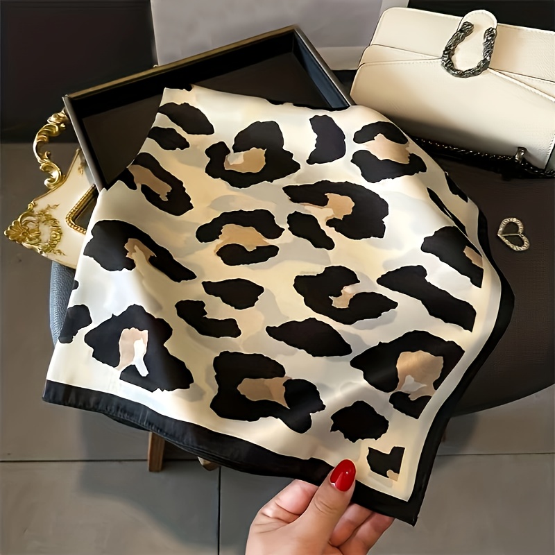 E-shop Eleganter modischer Damenschal mit Leopardenmuster, helles Leopardenmuster