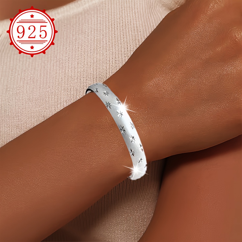 

Elegant S925 Silvery Design Bracelet - Anti-allergy, Suitable For And , Ideal Gift For Women