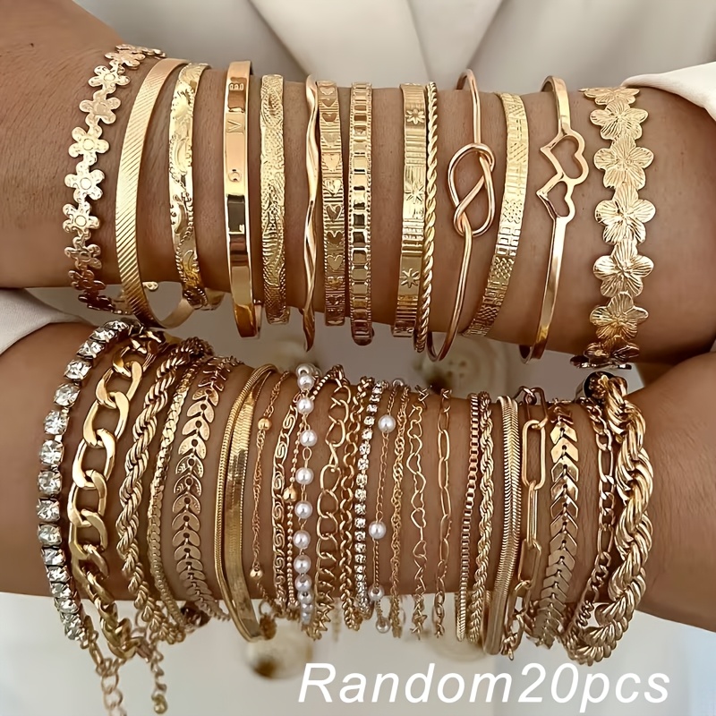 TEMU Conjunto de pulseras de moda para mujer, estilo boho bohemio, con flores irregulares, de perlas de lujo de , estilo "Old Money", aleatorio de 12