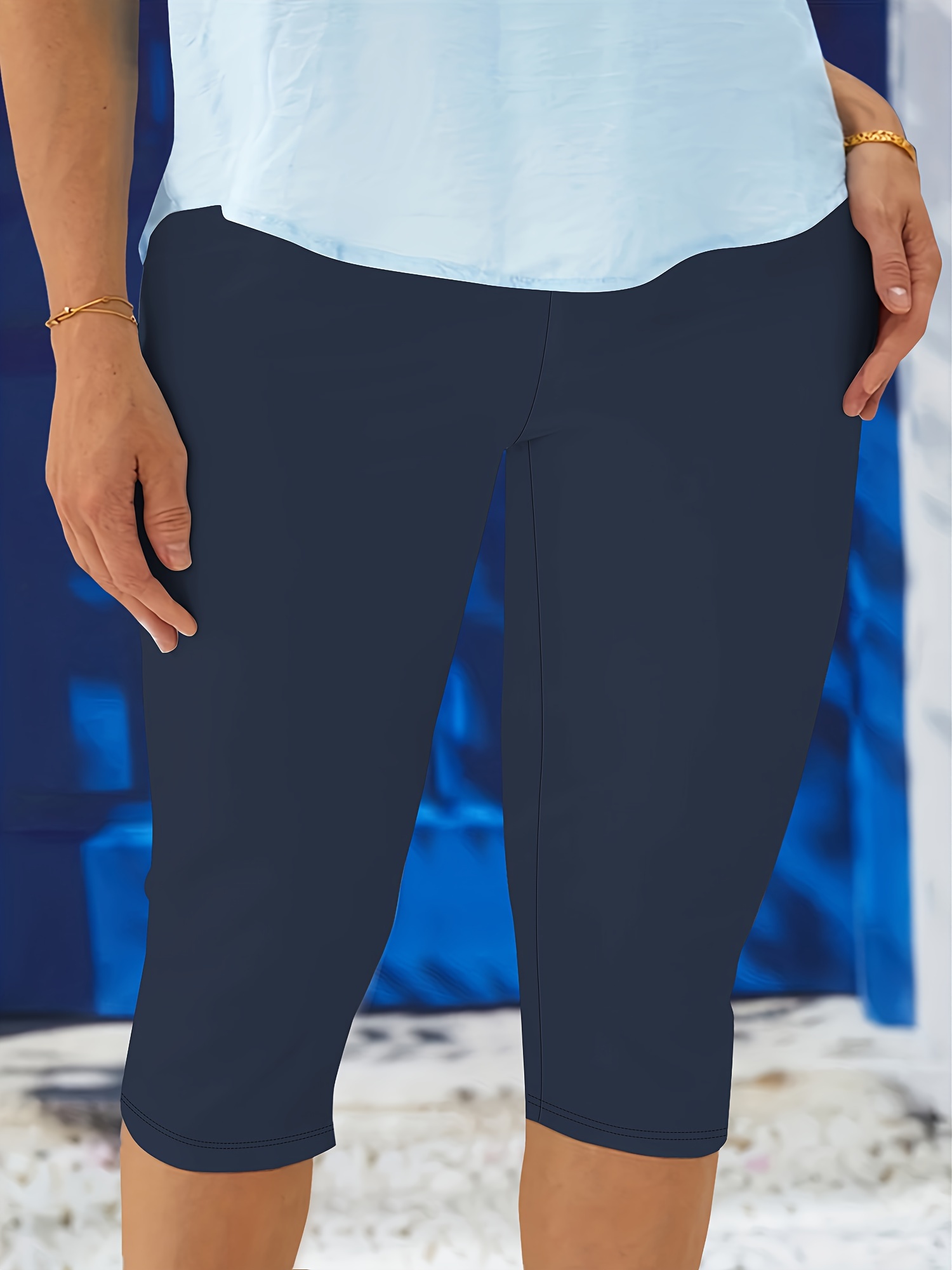 Women's Plus Size High-Waisted Capri Leggings - Stretchy, Comfortable, Non-See-Through, Solid Black, Perfect for Spring/Summer/Fall, Machine Washable, High Waisted Leggings, Casual Wear, Versatile Fashion, Stretchy Fabric
