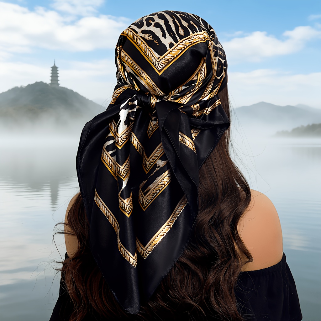 TEMU 1pc 90*90cm Outdoor Shawl, Fashionable Women's Thin Scarf, Sand Scarf, Classic Leopard Print Pattern Neck Gaiter, Square Scarf For Women,