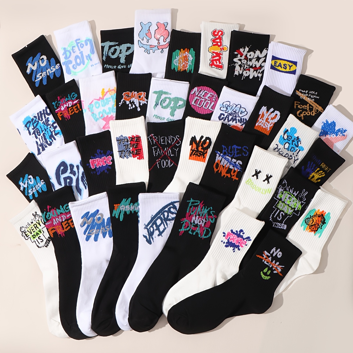 E-shop 10 Paar Zufällige Einfarbige Niedliche Trendige Graffiti High Tube Gummi Sport Socken für Kinder und Teenager