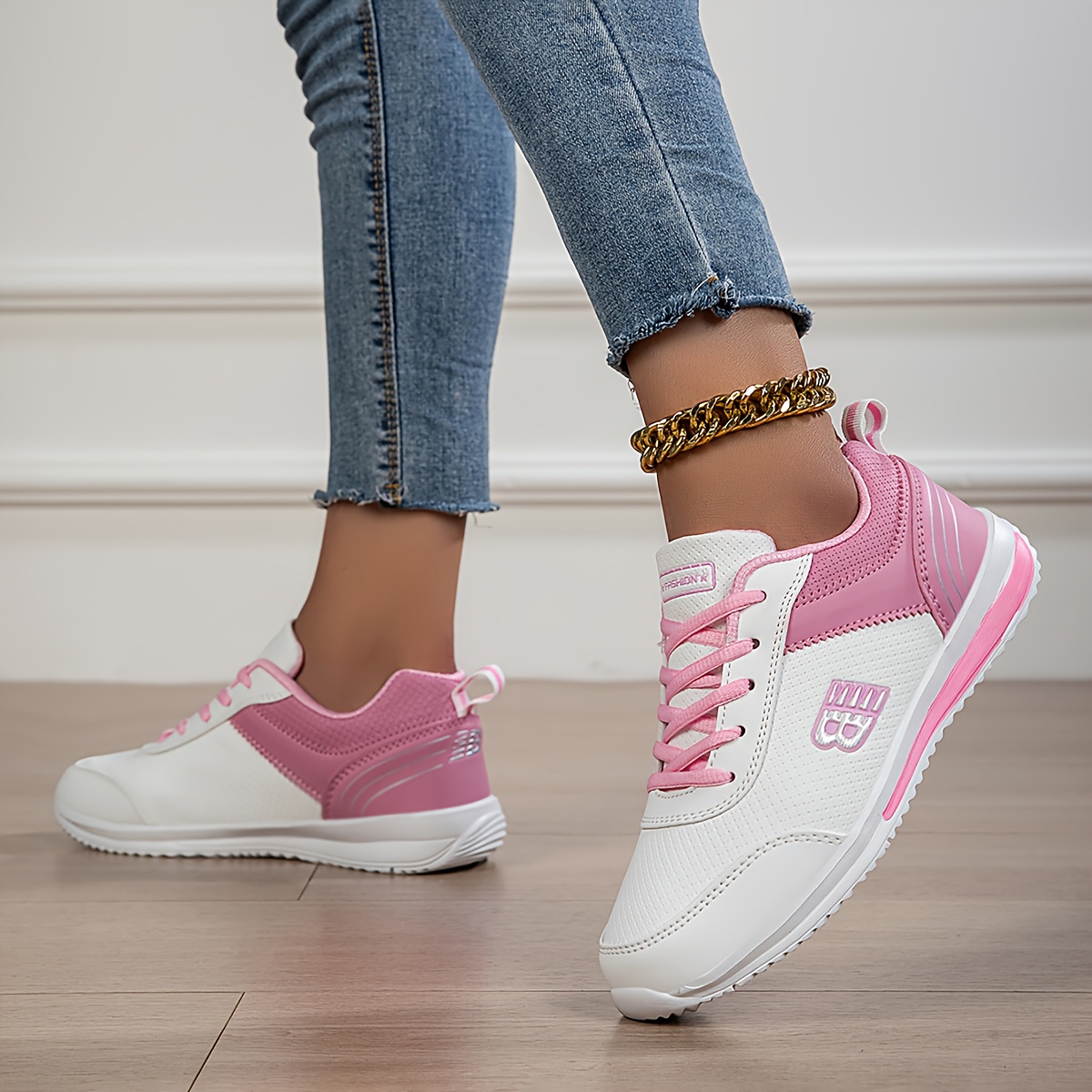 White Casual Sneakers for Women, Lightweight And Breathable, Affordable Running Shoes for Students, Comfortable for Daily Outings, Versatile Footwear., Women Shoes