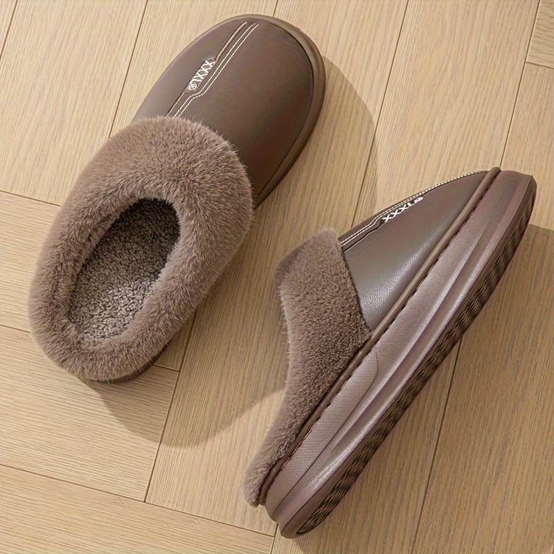 Chaussons d'intérieur chauds pour hommes avec doublure en fausse fourrure, semelle épaisse antidérapante et bride - Taille extra large pour confort optimal, semelle en EVA durable