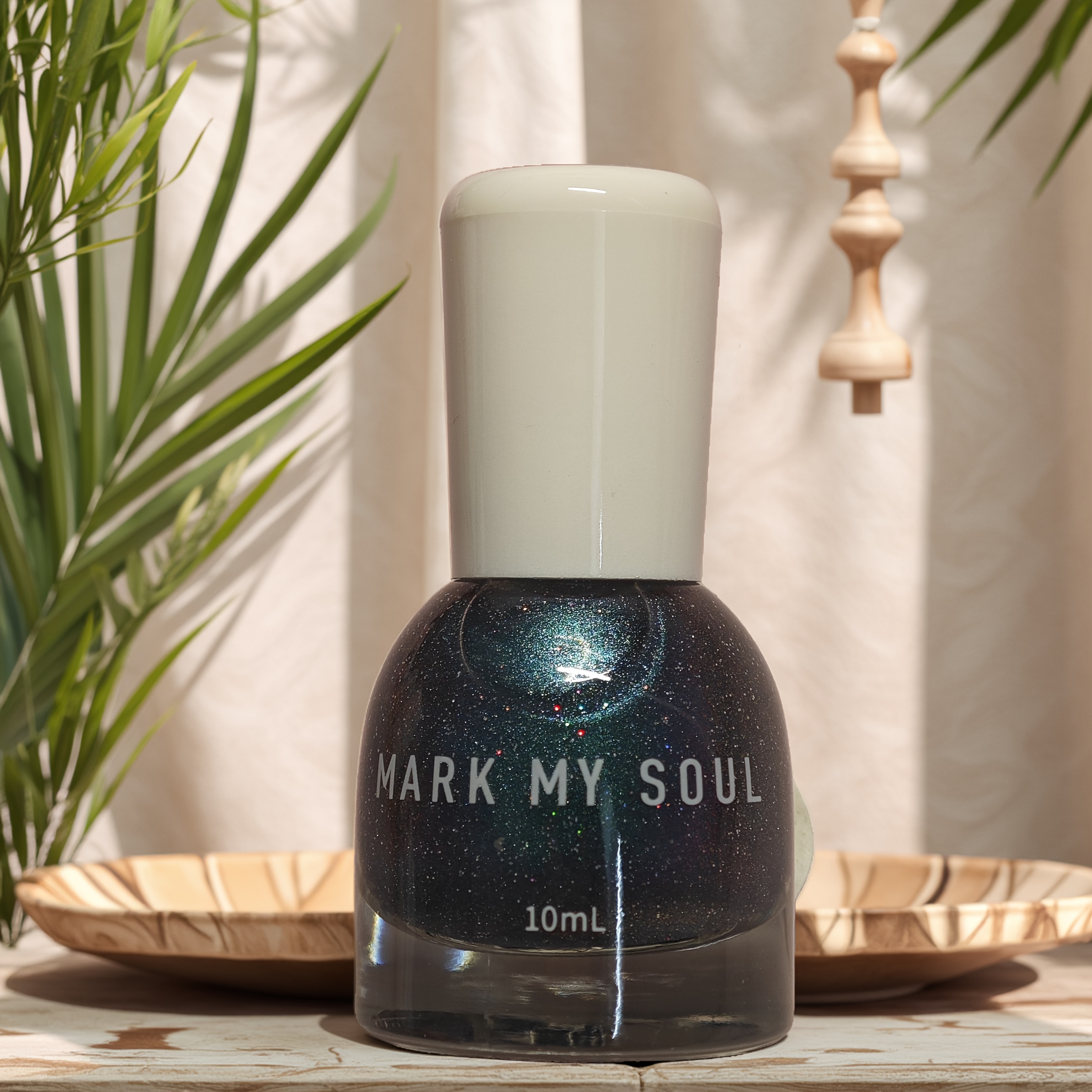 Image of S57 Water 10ml No-bake Cat Eye Nail Polish. Water Base With Lake-blue Glitter. Quick-drying, Long-lasting, Non-peelable Oil-based With Fragrance. No Lamp Needed. Clear Glaze For Exquisite Nails, Charm