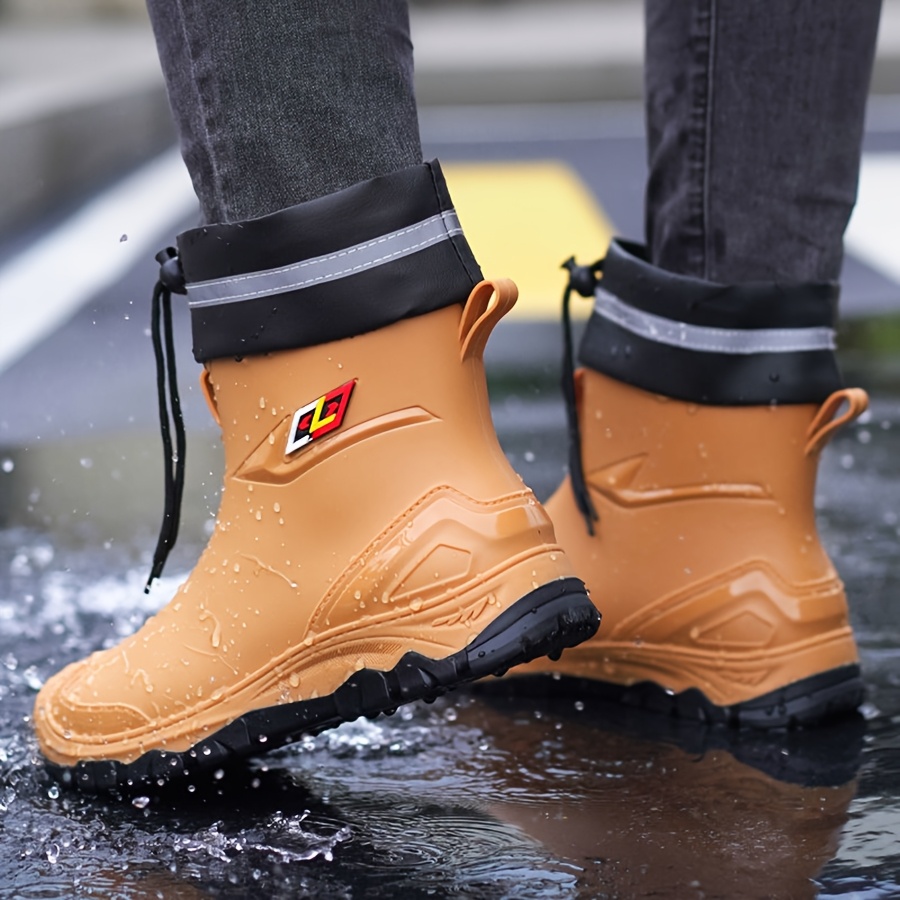 fashionable commuting rain boots with adjustable drawstring and non slip features Product details 3