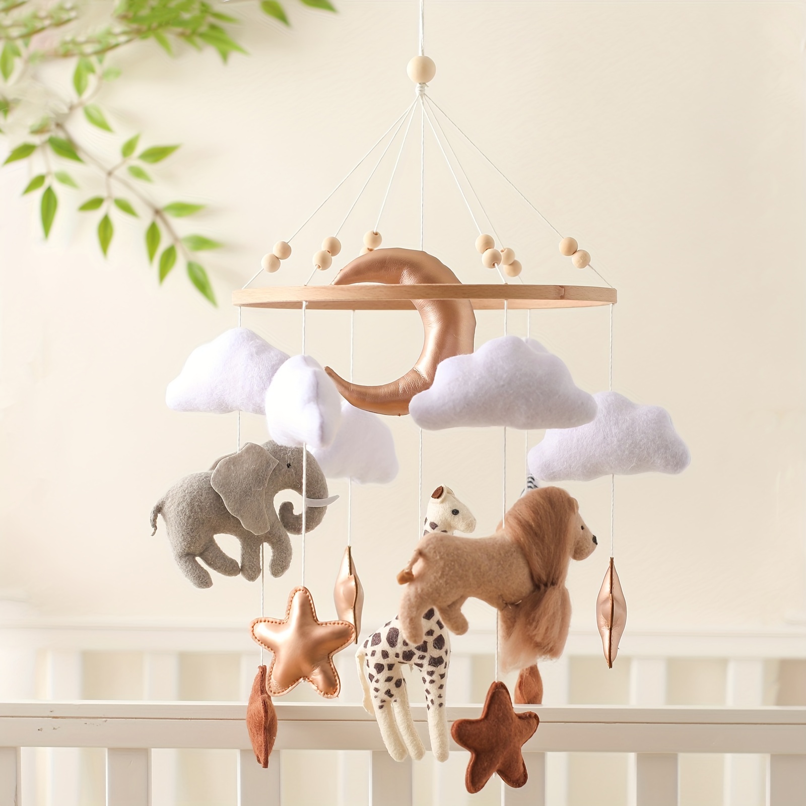 

Soothing Bed Bell, Room Decoration Animal Wind Chime Pendant Crib Bell Toy