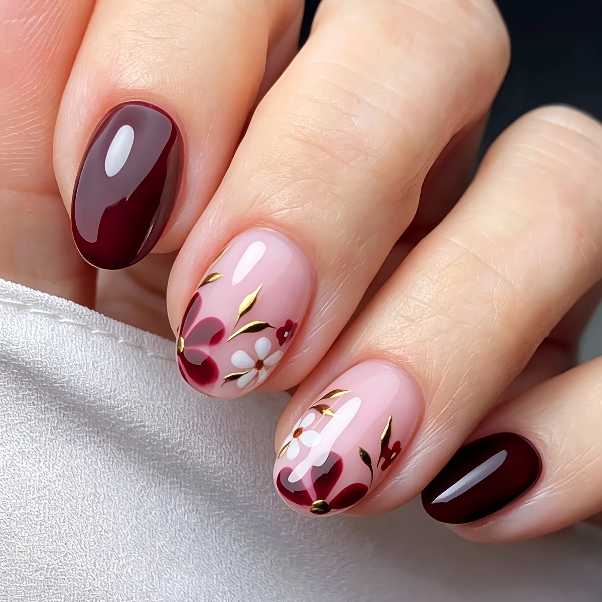TEMU 24pcs Holiday New Year Autumn Winter Burgundy Flower Fake Nails Short Style For Women, Falling Leaves White Burgundy Mixed Color Wearable Nails