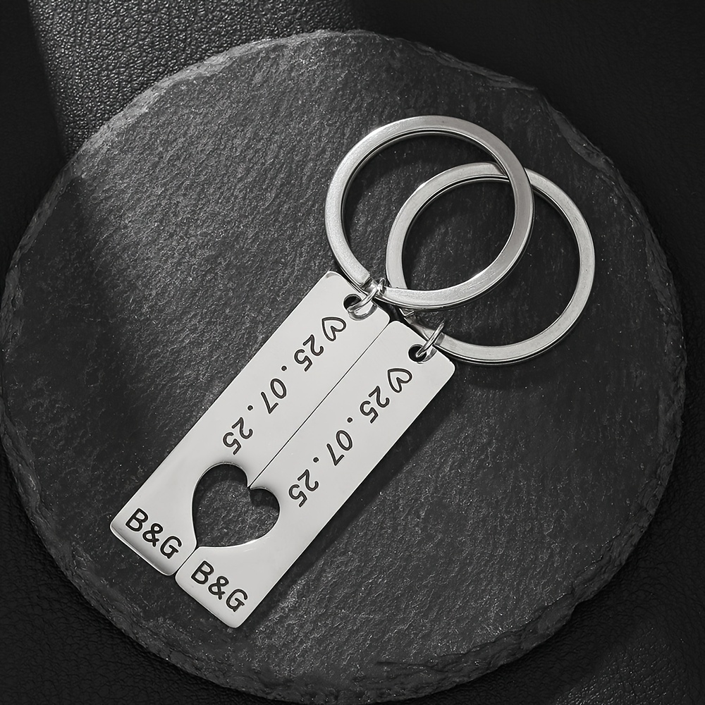 TEMU Juego de 2 llaveros para mujer de acero inoxidable, y elegantes, con forma de empalmado, personalizables para aniversarios y , adecuados como