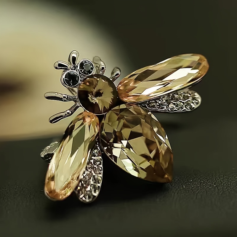 TEMU 1pc Fashion Elegant Crystal Insect Brooch Pin For Women Coats And Suit, Versatile Accessory For Daily And Party Occasions, Cute Gift For , Valentine's Day Gift, Brooch | Elegant