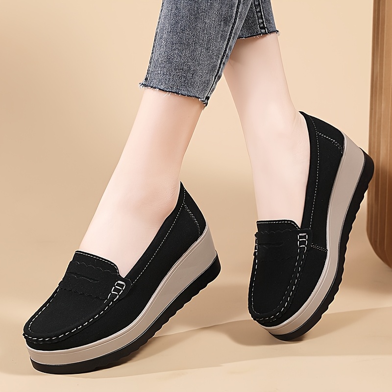 Black Slip-On Loafers with Thick Sole and Minimalist Design Yusimy Women main image 3