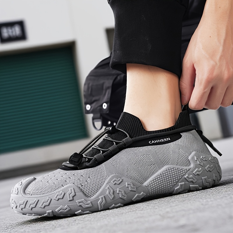 Sneakers, New Summer Men's Breathable Knit Mesh Sock Shoes, Outdoor Sports Hiking Running Shoes, Thick-Soled Wear-Resistant Sneakers for Daily Commuting, Low-Top Trendy Sports Shoes