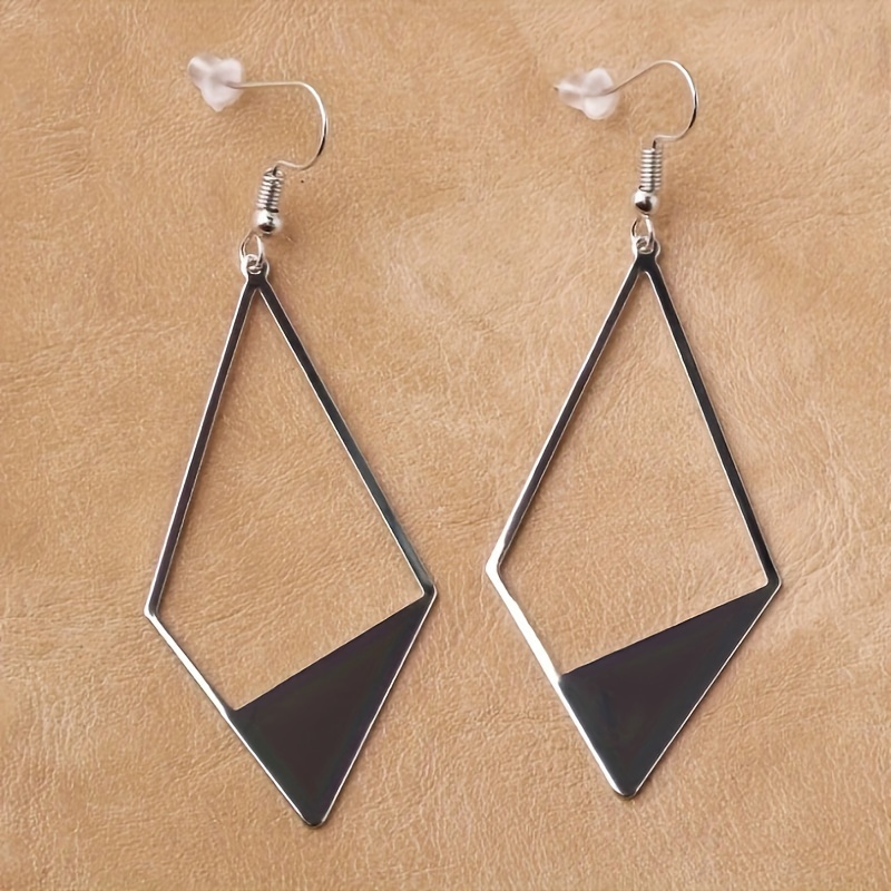 Hollow Geometric Women's Earrings
