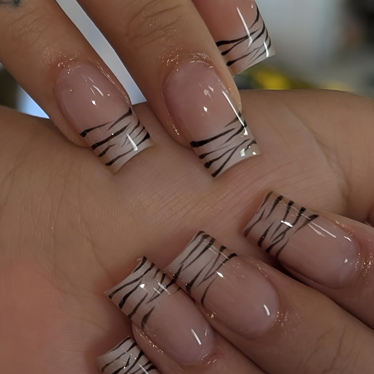 TEMU 24pcs Mid-length Tube-shaped French Zebra Nail Stickers, Line Hand-painted Patterns, Cool Spicy Style, Suitable For Daily , Dating And Shopping