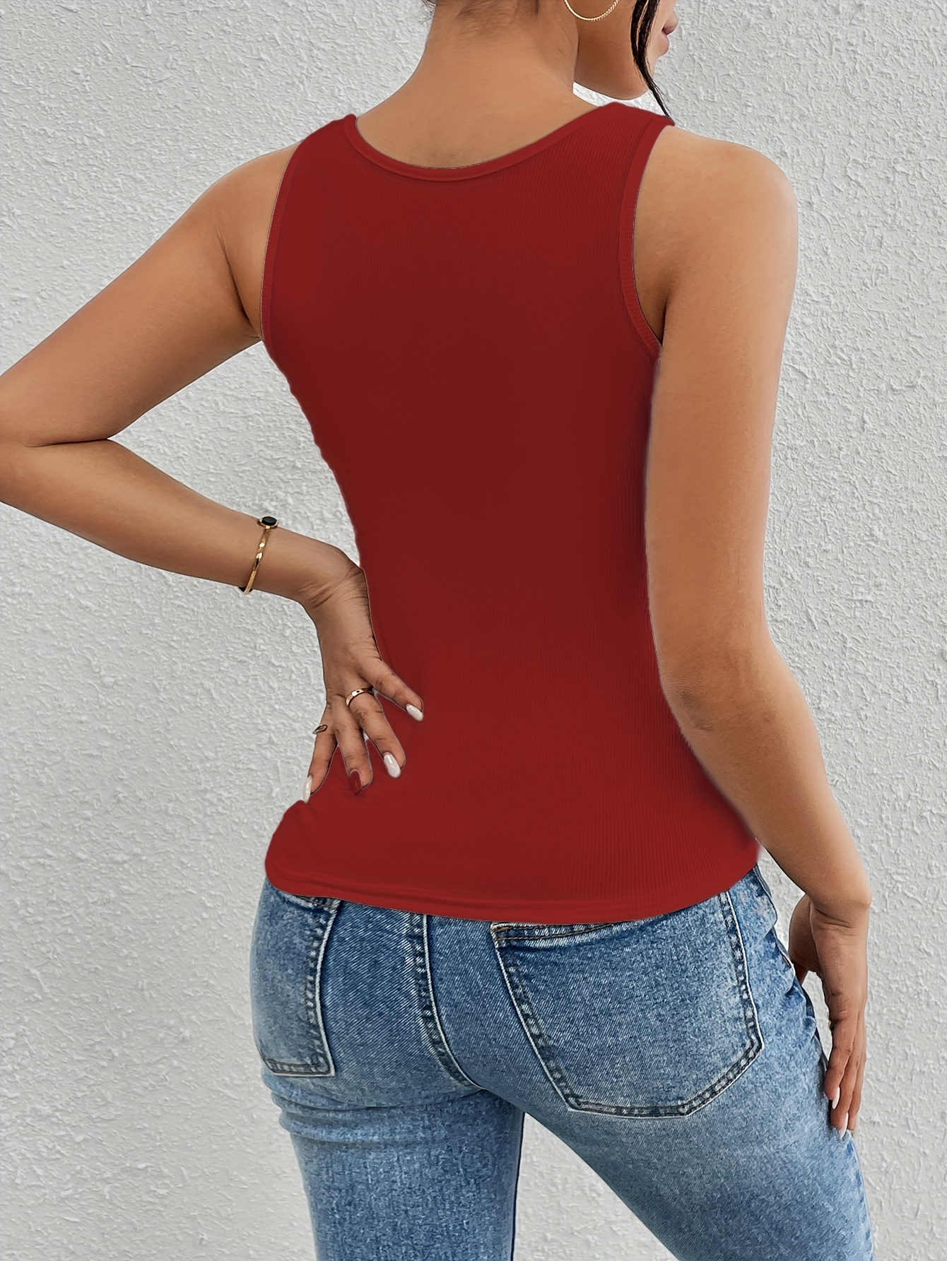 Women's Sexy Slim Fit Sleeveless Boat Neck Tank Top - Stretchy Knit Fabric with Keyhole Cutouts, All-Season Versatile Wear, Machine Washable Solid Color, Ladies Tank Tops