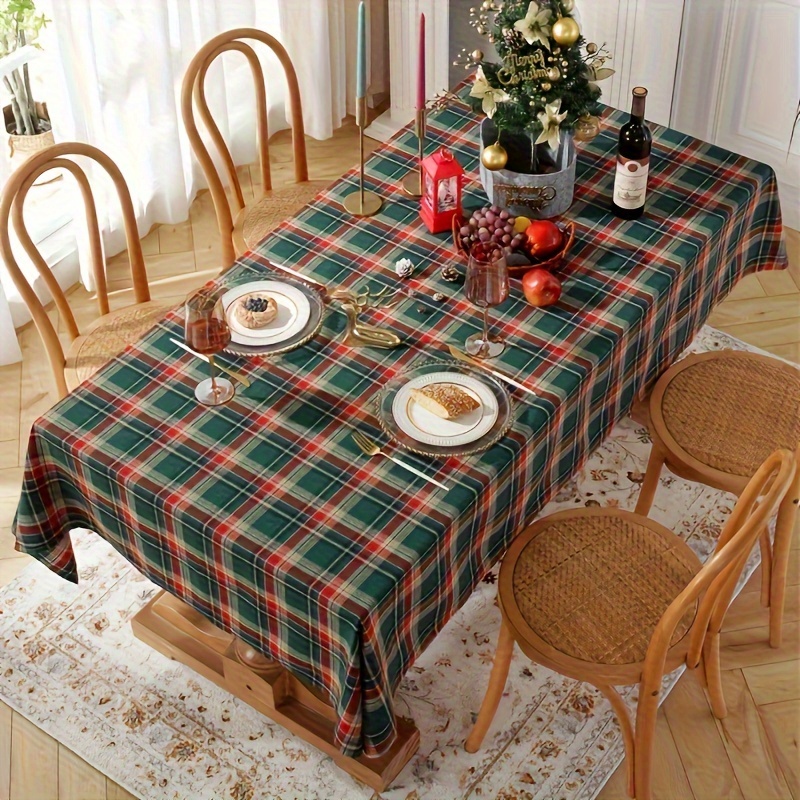 1    tablecloth for outdoor parties     christmas and festive   cotton and polyester blend machine made