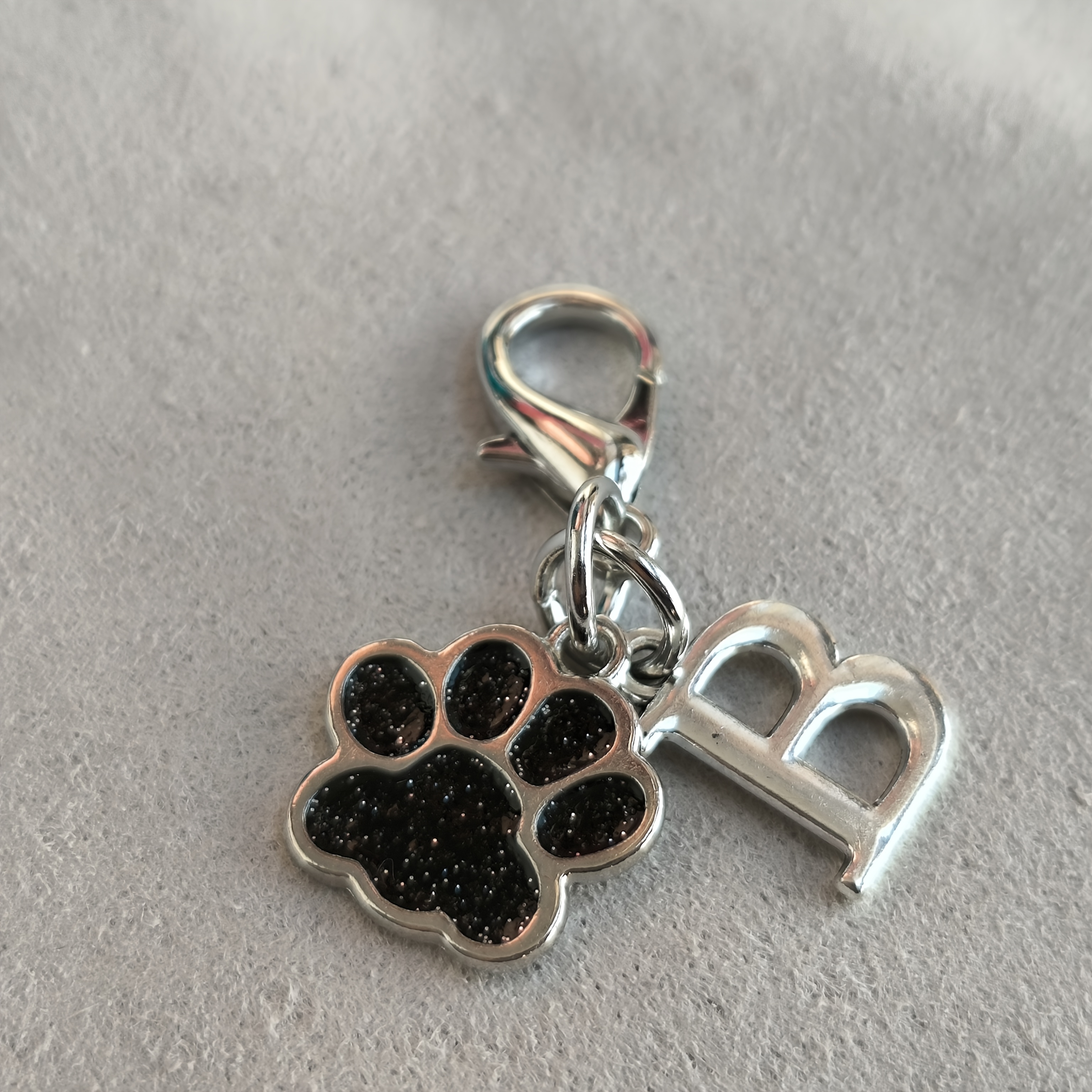 TEMU 1pc Animal Paw And -z Keychain With Lobster Clasp, Animal Paw And Letter Charm For Bags, Backpacks, Car Key Accessories, Creative Keychain,