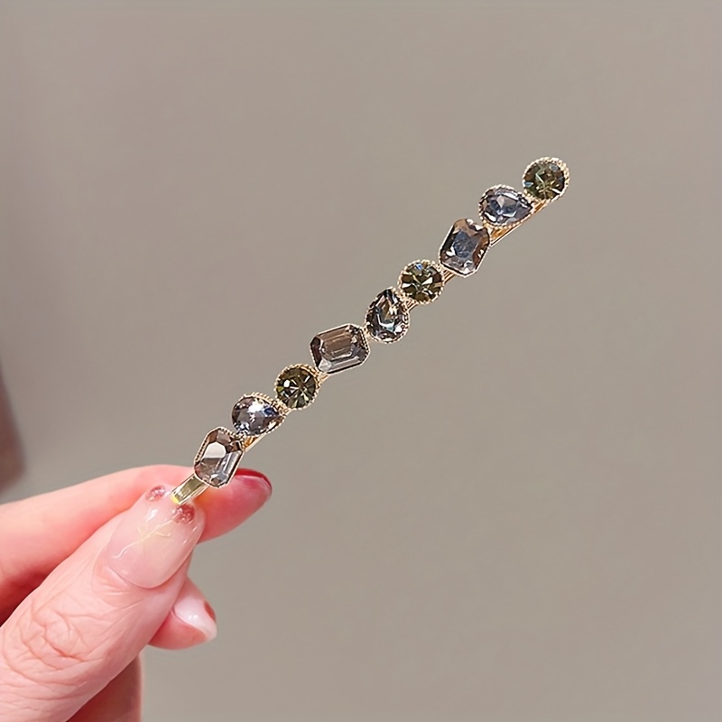 TEMU A Vintage Rhinestone Hairpin With A Stylish Design For Side Bangs, An Look