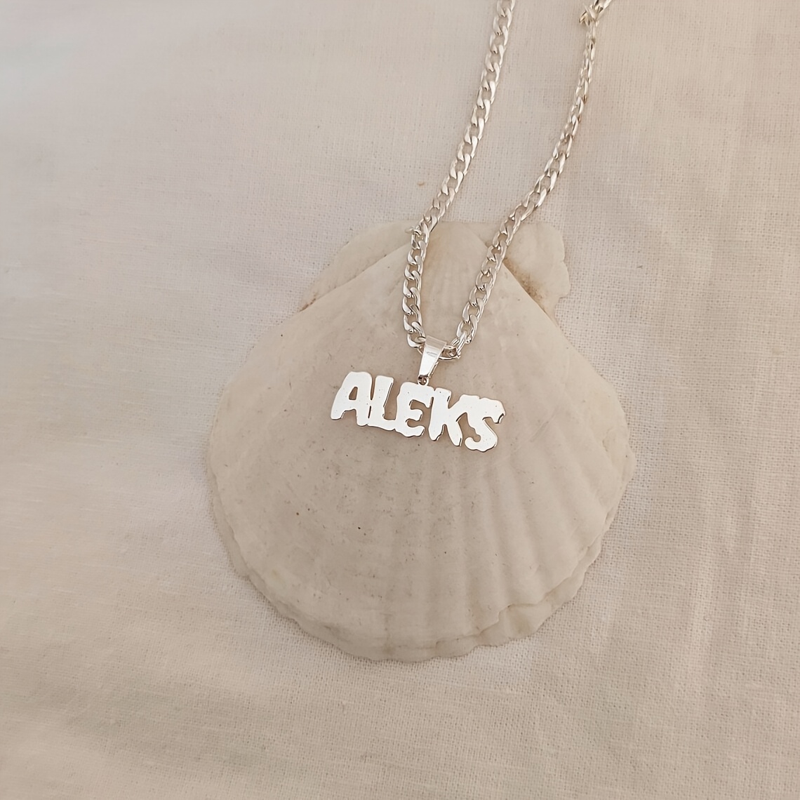Elegant Simple Style Custom Cuban Chain Name Necklace