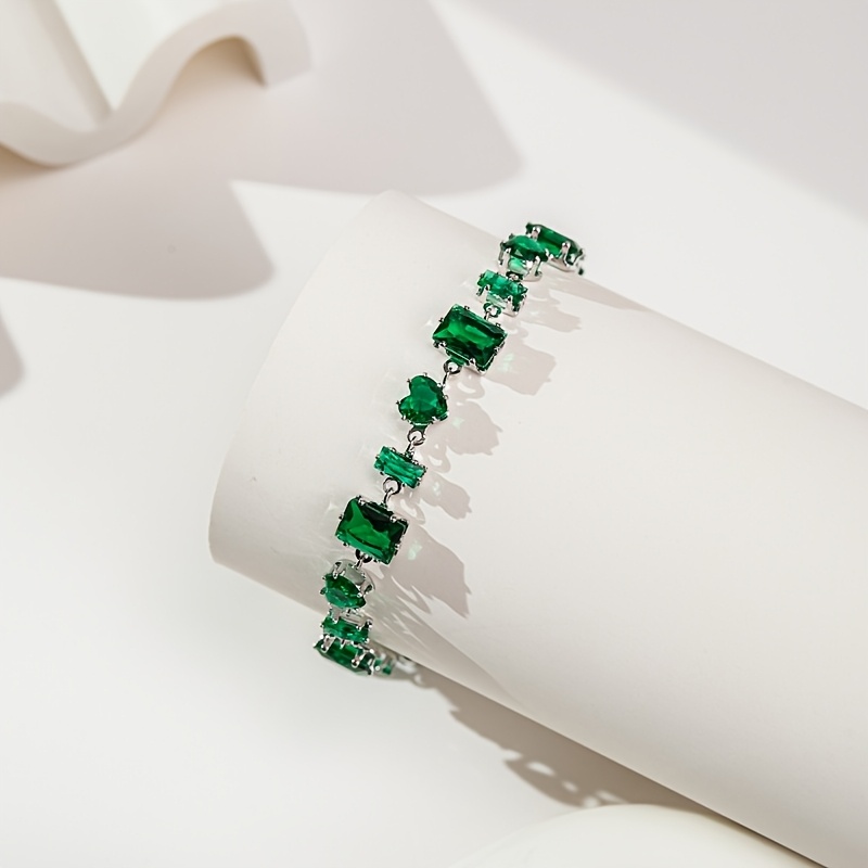 Women's Vintage Emerald Square Adjustable Tennis Bracelet