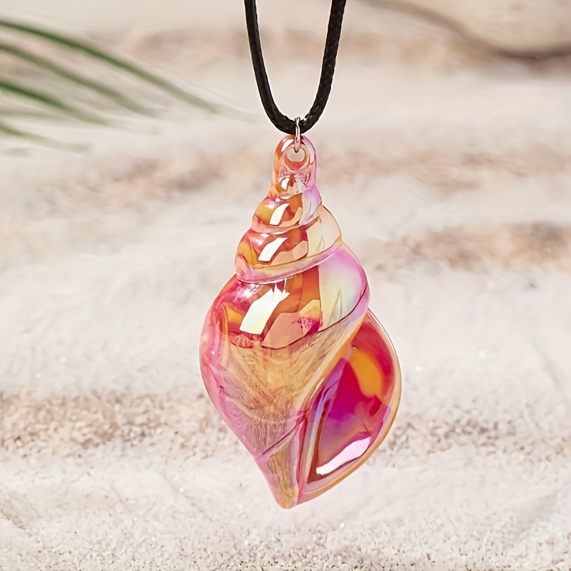 Image of Beautiful And Fashionable Summer Acrylic Seashell And Conch Pendant Necklace, A Women' Vacation Party Accessory, Suitable For Daily Wear And Holiday Gifts