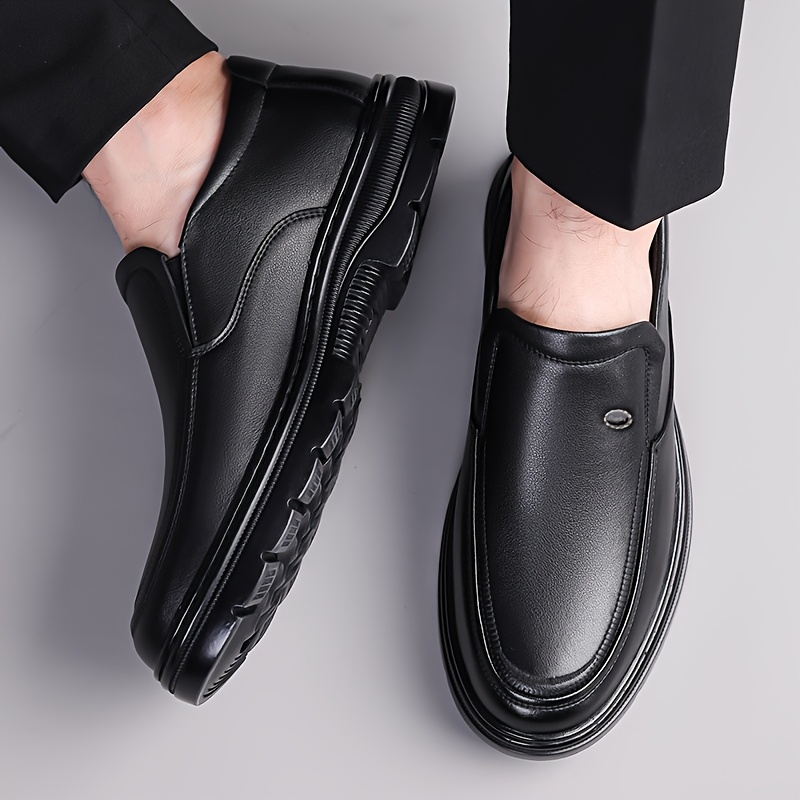 Black Slip-On Loafers with Thick Sole and Minimalist Design Yusimy Women main image 4