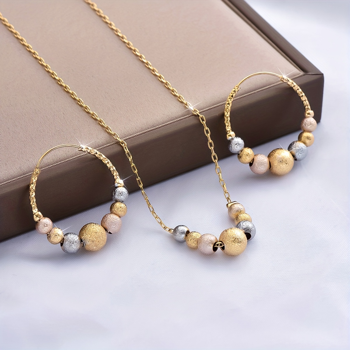 

2 Pieces/set Of New Frosted Round Bead Design Women's Fashionable Earrings Necklace Set, Daily Matching Clothing Jewelry, As A Birthday Gift For Female Friends