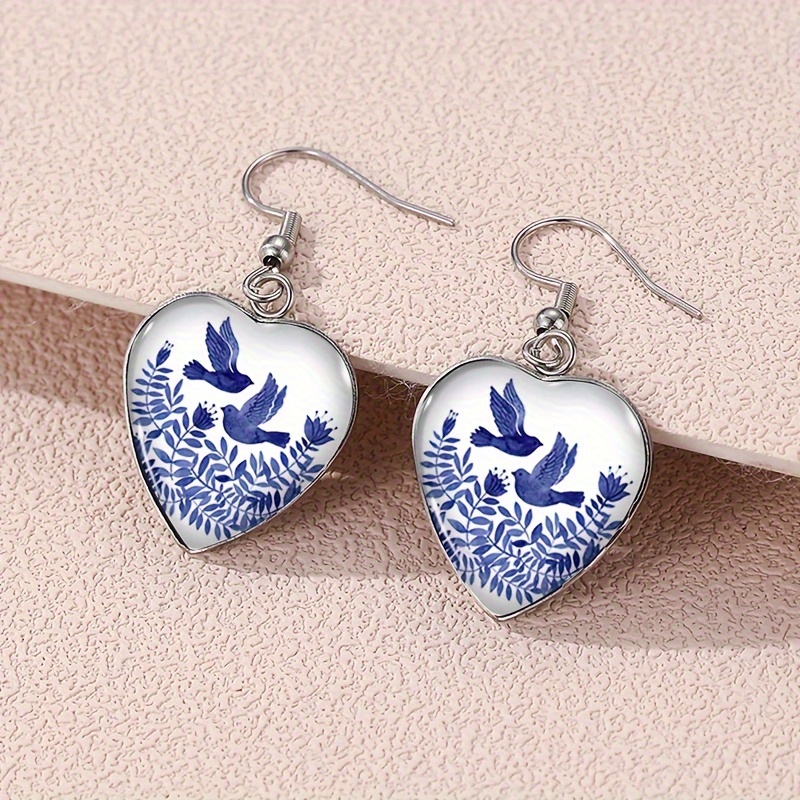 

1pair Fashion Blue Bird Pattern Heart-shaped Glass Dangle Earrings