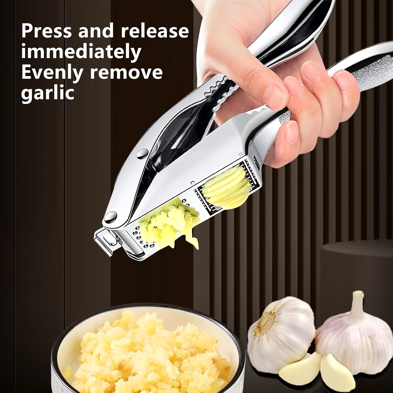 Multifunctional stainless steel garlic press, easy to crush, slice and mince garlic, can open walnuts, this multifunctional kitchen tool - perfect for home cooks and professional cooks