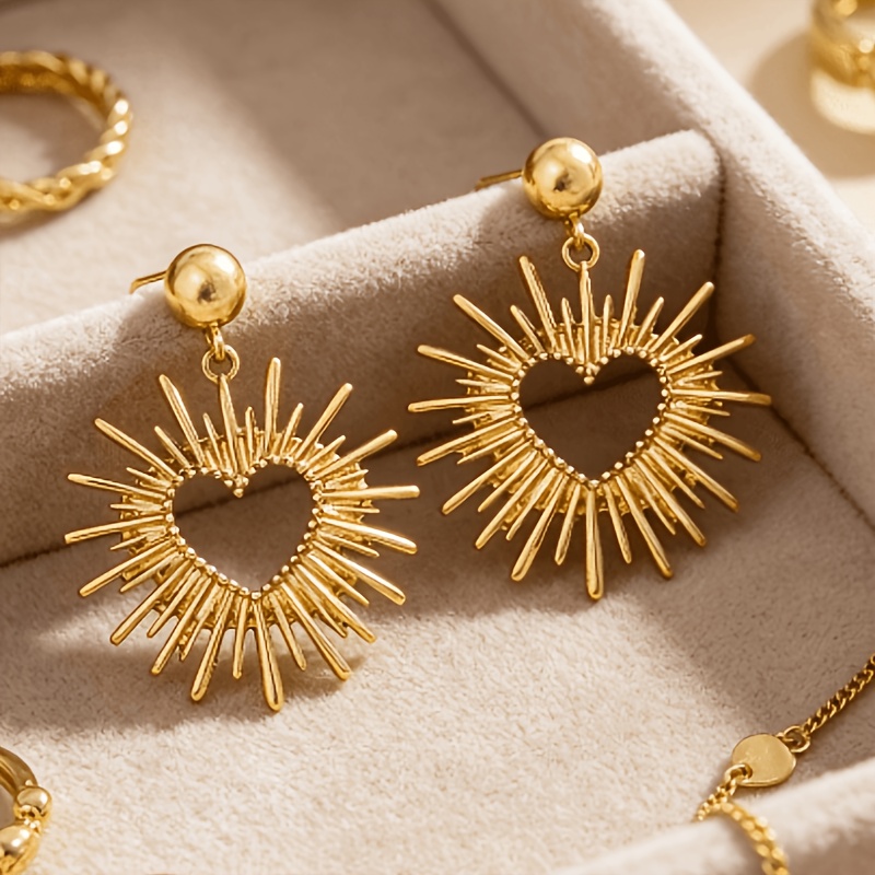 Women's Geometric Hollowed-Out Heart-Shaped Earrings, Elegant Style
