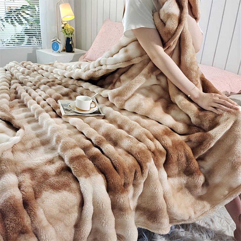 soft and warm fleece blanket   bed sofa or outdoor       details 4