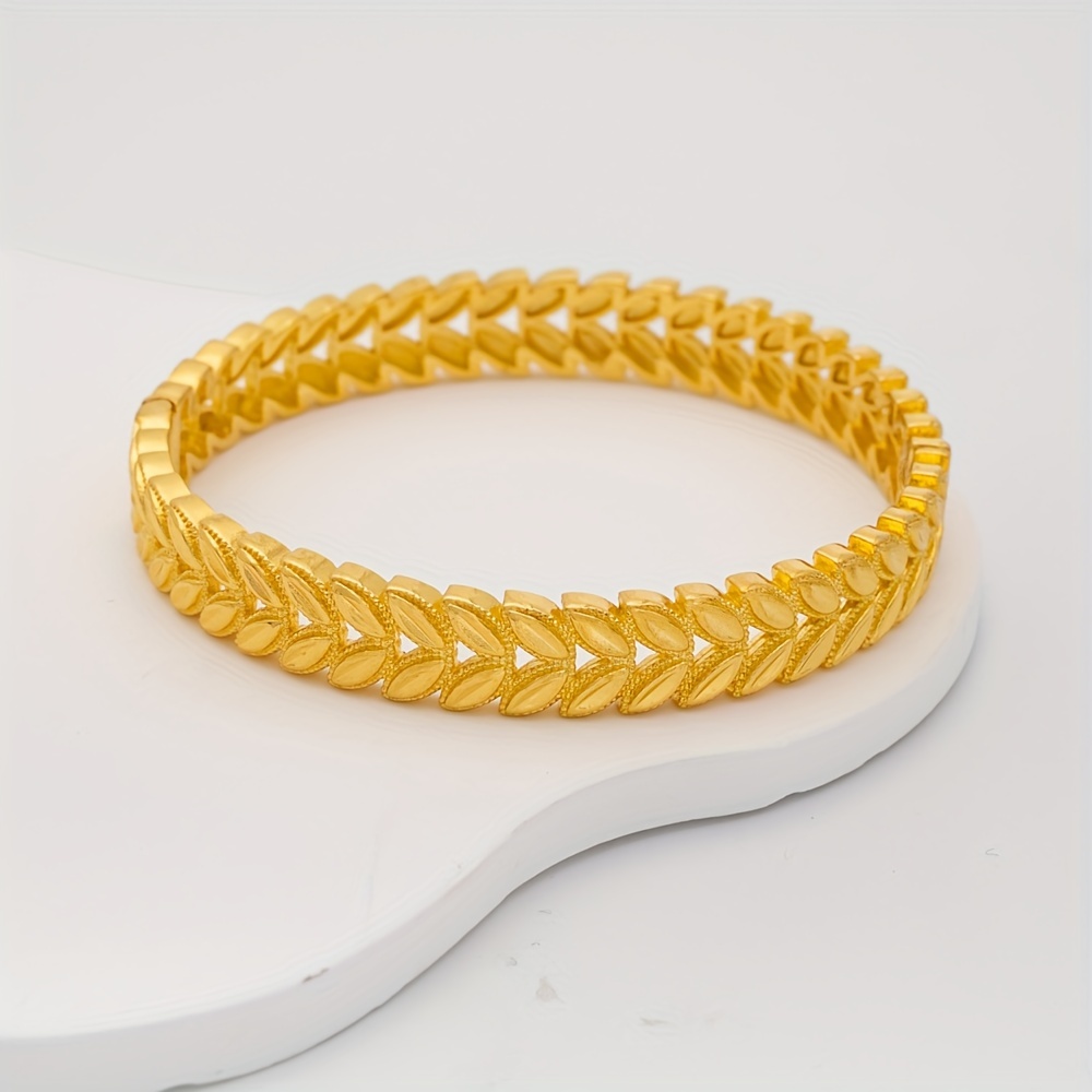 1pc Golden Open Bangle, Easy And Individual, Ramadan Holiday Gift, Women's Fashion, Bride Hand Jewelry, Ethnic Style Luxury Bangle