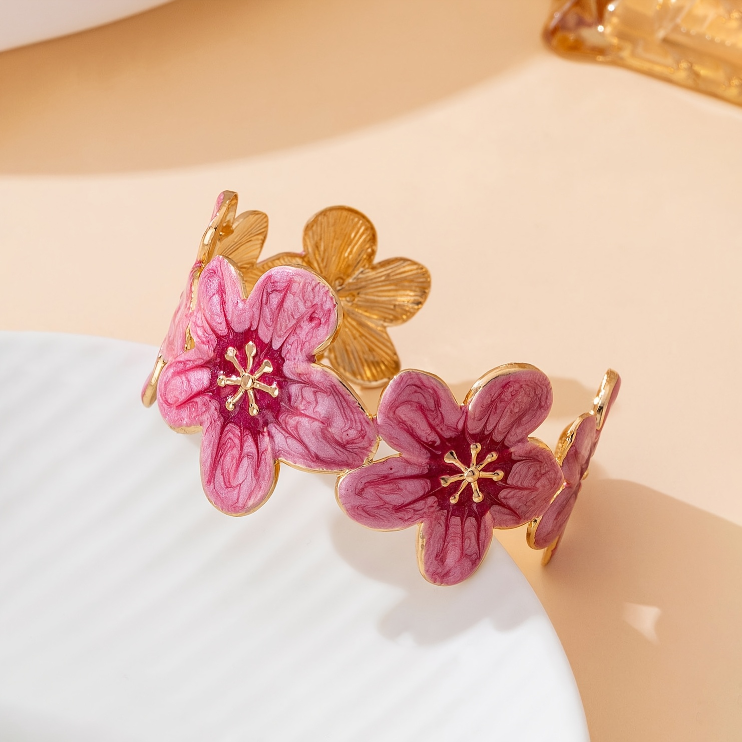 Women's Handmade Oil Dripping Gradient Flower Bracelet, Summer Style