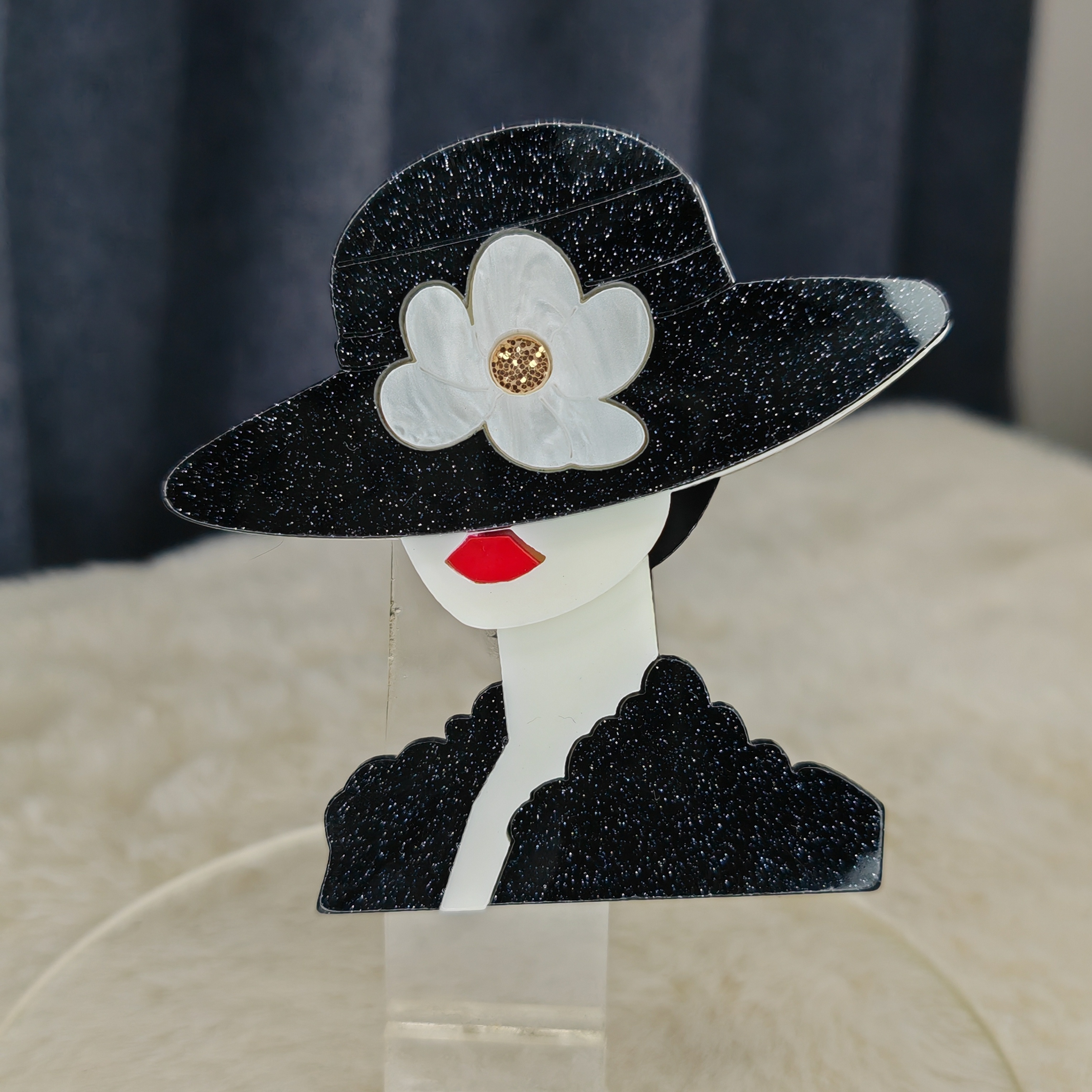 

Elegant Vintage-inspired Acrylic Brooch Pin With Chic Black Hat & Design - Casual Attire Or Parties