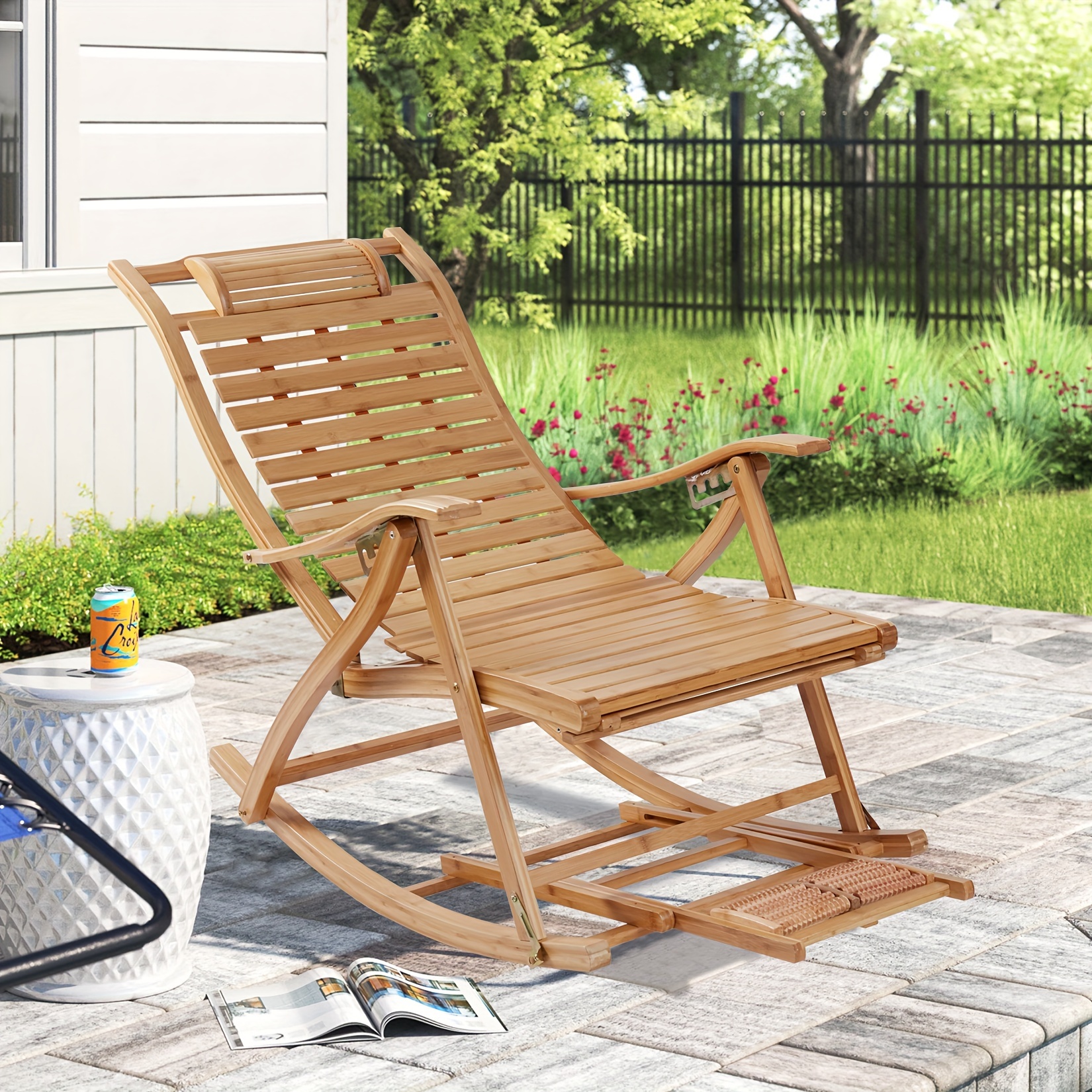 Spacious Rocking Chair With A Backrest And Foot Massage Feature, This Foldable Lounger Boasts An And Supports Up To 200kg. Ideal For Outdoor And Indoor Use, It Serves As A Lounge For , Patio, Balcony