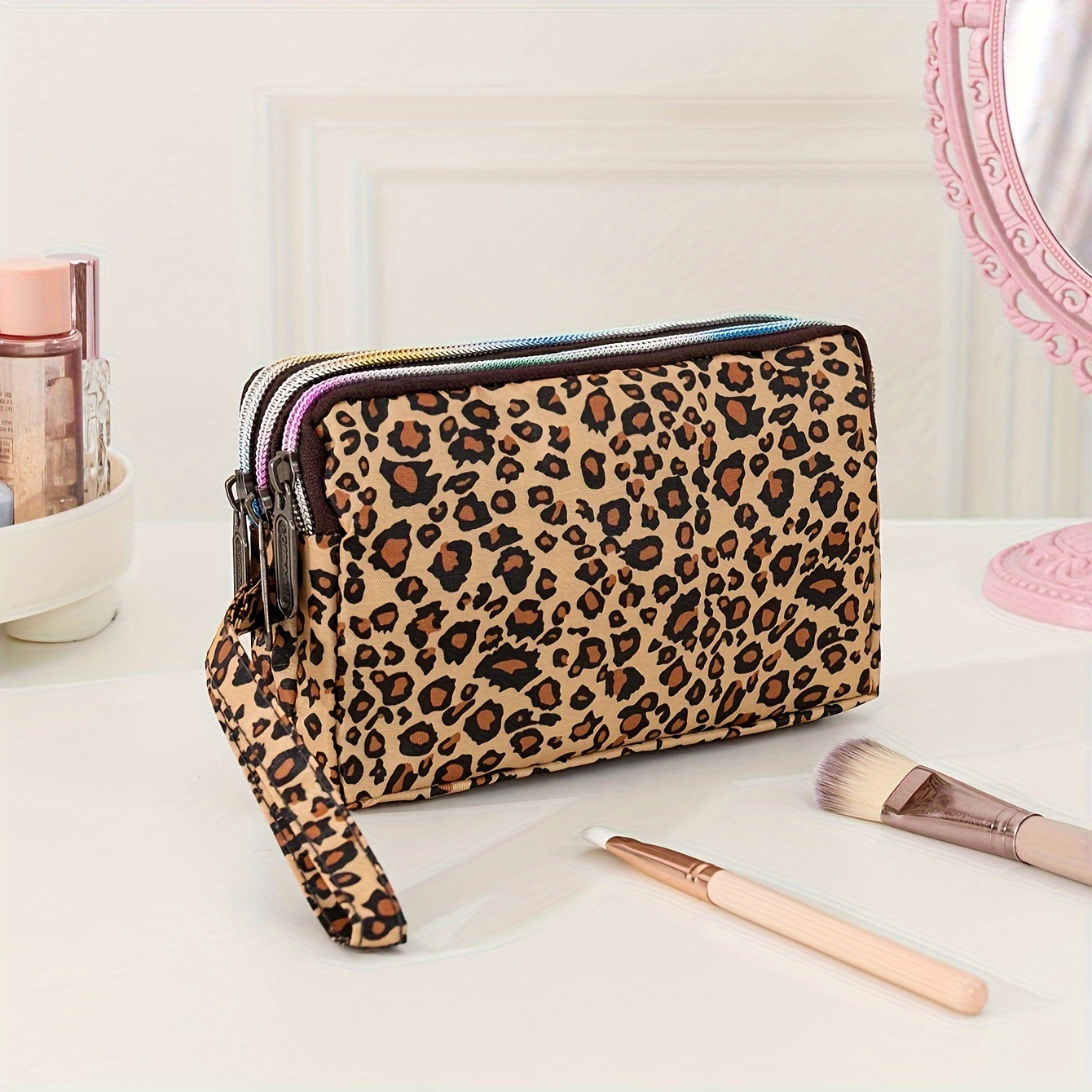 

Chic Leopard Print 3-layer Makeup Bag - Spacious Travel Organizer With Zipper, Detachable Pockets & Multiple Compartments - Perfect Accessory Holder For Women